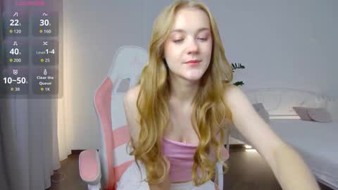 Suzi online show from 11-26-25, 02:29