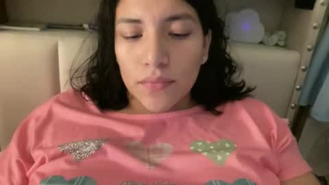 Suzy online show from 11-17-25, 04:07