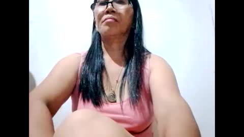 Snapshot of suzzie_hot chatting on 12-26-24, 09:47 suzzie_hot online show from 12-26-24, 09:47