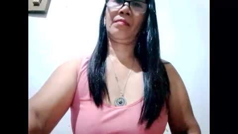 Snapshot of suzzie_hot chatting on 12-27-24, 09:11 suzzie_hot online show from 12-27-24, 09:11