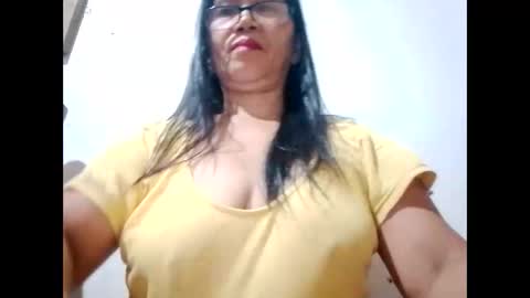 Snapshot of suzzie_hot chatting on 01-17-25, 09:06 suzzie_hot online show from 01-17-25, 09:06