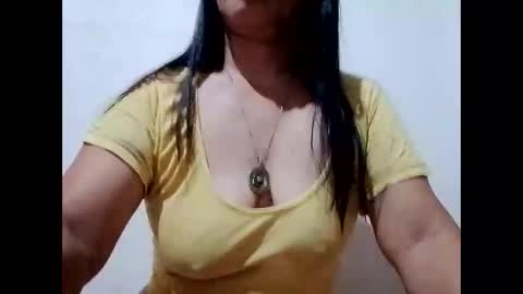 Snapshot of suzzie_hot chatting on 02-03-25, 08:46 suzzie_hot online show from 02-03-25, 08:46