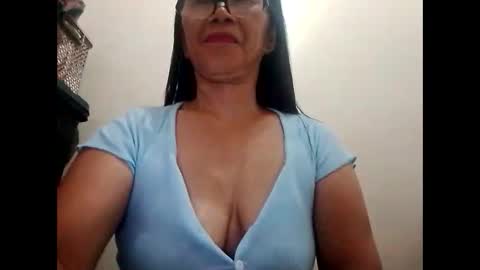 Snapshot of suzzie_hot chatting on 02-10-25, 10:09 suzzie_hot online show from 02-10-25, 10:09