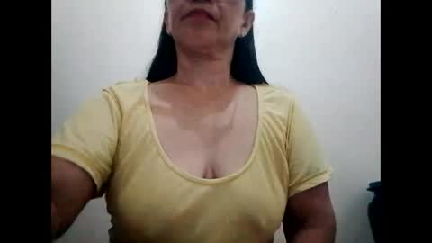 Snapshot of suzzie_hot chatting on 02-10-25, 08:42 suzzie_hot online show from 02-10-25, 08:42