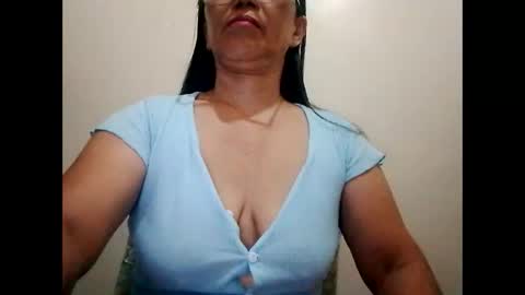 Snapshot of suzzie_hot chatting on 02-22-25, 06:52 suzzie_hot online show from 02-22-25, 06:52