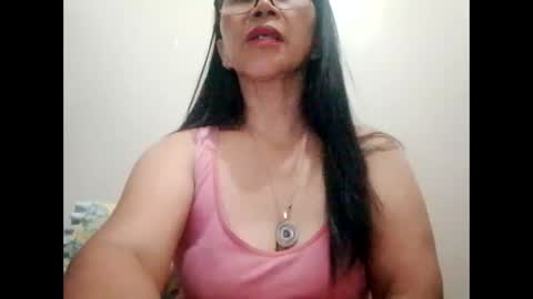 Snapshot of suzzie_hot chatting on 02-27-25, 09:47 suzzie_hot online show from 02-27-25, 09:47