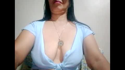 Snapshot of suzzie_hot chatting on 03-03-25, 11:22 suzzie_hot online show from 03-03-25, 11:22