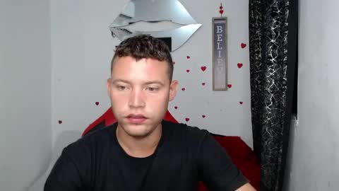 Snapshot of sven_fox723 chatting on 04-01-26, 12:06 Sven online show from 04-01-26, 12:06