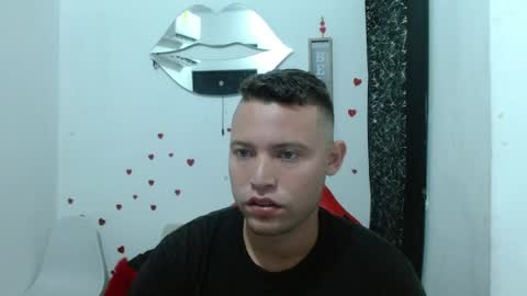 Snapshot of sven_fox723 chatting on 04-10-26, 12:10 Sven online show from 04-10-26, 12:10