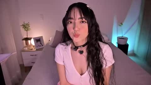 Snapshot of sw_sofi chatting on 09-20-25, 02:56 Sofis schedule 10pm until 4am GMT-5 online show from 09-20-25, 02:56