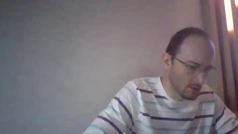 Snapshot of swarogpl chatting on 01-08-25, 08:27 swarogpl online show from 01-08-25, 08:27