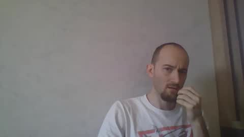 Snapshot of swarogpl chatting on 02-04-25, 11:16 swarogpl online show from 02-04-25, 11:16