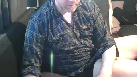 Snapshot of swartarn chatting on 04-20-26, 02:42 ArnSwart online show from 04-20-26, 02:42