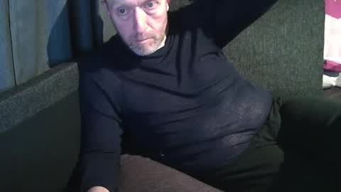 Snapshot of swartarn chatting on 04-23-26, 08:00 ArnSwart online show from 04-23-26, 08:00