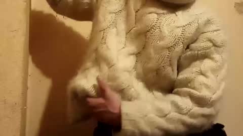 sweaterboy666 online show from 12-19-24, 06:23