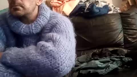 sweaterboy666 online show from 11-20-25, 10:26