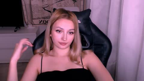 Kate online show from 11-14-25, 01:15