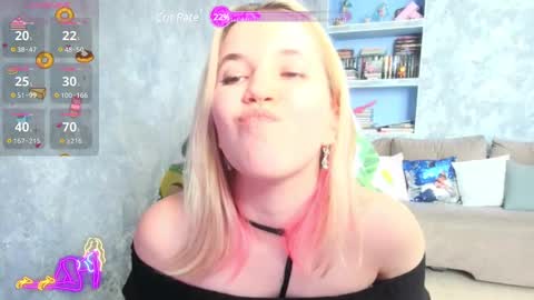 Snapshot of sweeet_bee chatting on 02-21-25, 05:13 Melisa online show from 02-21-25, 05:13