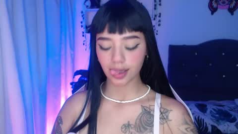 Snapshot of sweeetkittyy22 chatting on 05-22-26, 03:35 sweeetkittyy22 online show from 05-22-26, 03:35