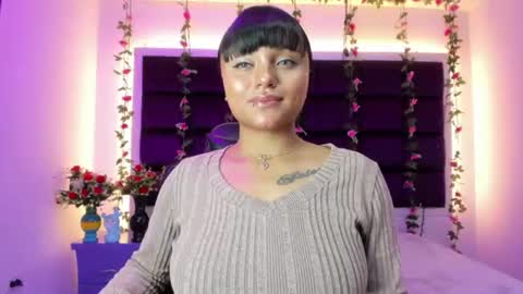 Snapshot of sweelanna chatting on 07-23-26, 01:30 sweet ana online show from 07-23-26, 01:30