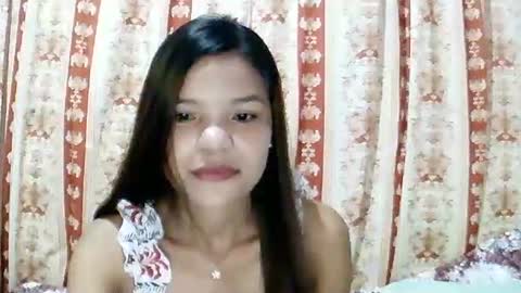 Snapshot of sweet01pinay chatting on 05-12-26, 01:19 sweet01pinay online show from 05-12-26, 01:19