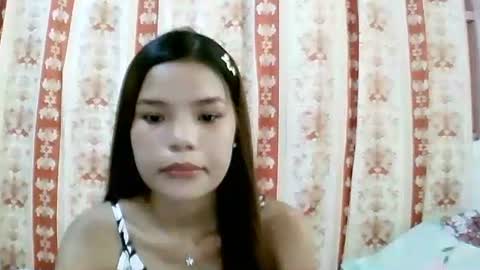 Snapshot of sweet01pinay chatting on 05-16-26, 06:54 sweet01pinay online show from 05-16-26, 06:54
