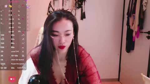 Snapshot of sweet0830 chatting on 10-28-25, 05:11 sweet0830 online show from 10-28-25, 05:11