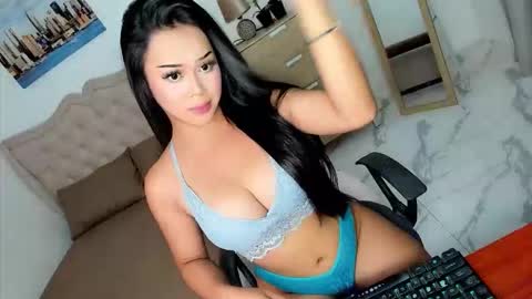 Snapshot of sweet18_jasmine chatting on 04-29-26, 10:41 sweet18_jasmine online show from 04-29-26, 10:41