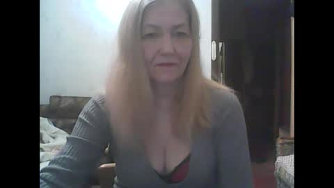 sweet4blonde609 online show from 12-26-24, 03:38