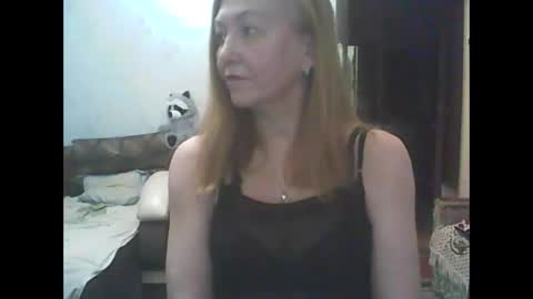 Snapshot of sweet4blonde67 chatting on 11-11-25, 08:47 sweet4blonde67 online show from 11-11-25, 08:47