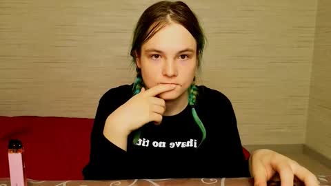 Snapshot of sweet4t chatting on 10-02-25, 05:47 Haeyang Torry online show from 10-02-25, 05:47