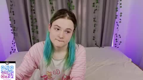 Snapshot of sweet4t chatting on 10-08-25, 06:55 Haeyang Torry online show from 10-08-25, 06:55