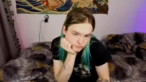 Snapshot of sweet4t chatting on 10-26-25, 04:40 Haeyang Torry online show from 10-26-25, 04:40