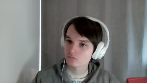 Snapshot of sweet6boy9 chatting on 04-13-26, 02:44 Sweet boy online show from 04-13-26, 02:44