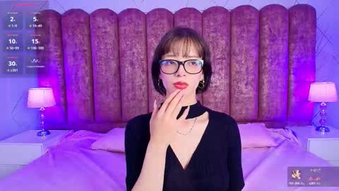 Snapshot of sweet_1angel chatting on 09-17-25, 11:56 Sweet 1Angel online show from 09-17-25, 11:56