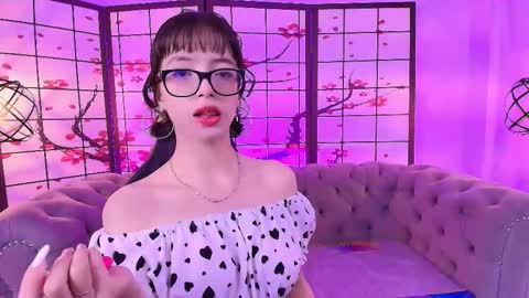 Snapshot of sweet_1angel chatting on 11-19-25, 11:54 Sweet 1Angel online show from 11-19-25, 11:54