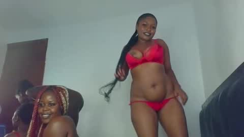 Snapshot of sweet_22ass chatting on 12-16-25, 10:09 sweet_22ass online show from 12-16-25, 10:09