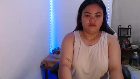 Snapshot of sweet_69ally chatting on 11-11-25, 02:00 ally online show from 11-11-25, 02:00