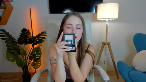 Snapshot of sweet__amily chatting on 09-19-25, 12:17 Sweet Amily online show from 09-19-25, 12:17