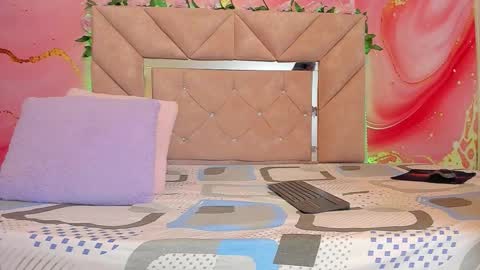 sweet__luna__ online show from 02-25-26, 11:09