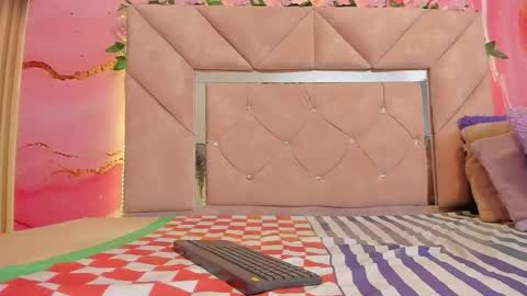 Snapshot of sweet__luna__ chatting on 06-01-26, 11:12 sweet__luna__ online show from 06-01-26, 11:12