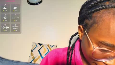 Snapshot of sweet__pixiee chatting on 01-08-26, 11:29 pixiee online show from 01-08-26, 11:29