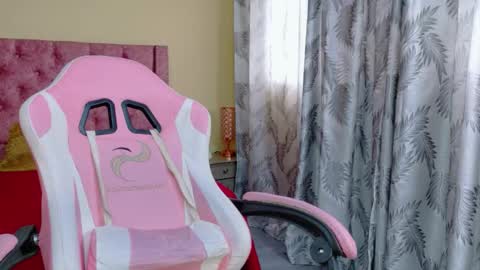 Snapshot of sweet__thang chatting on 05-31-26, 04:14 sweet__thang online show from 05-31-26, 04:14