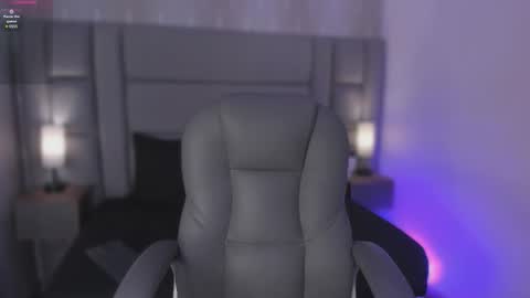 Snapshot of sweet_amily_ chatting on 02-13-26, 04:19 Amily online show from 02-13-26, 04:19