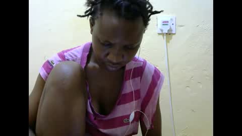 Silvia online show from 10-28-25, 08:07