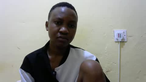 Silvia online show from 11-26-25, 02:45