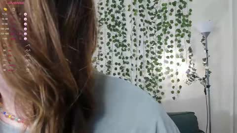 Snapshot of sweet_and_flirt chatting on 11-01-25, 07:10 Alice online show from 11-01-25, 07:10