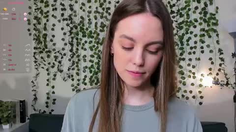 Snapshot of sweet_and_flirt chatting on 11-11-25, 07:30 Alice online show from 11-11-25, 07:30