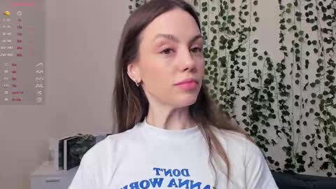 Snapshot of sweet_and_flirt chatting on 11-15-25, 06:44 Alice online show from 11-15-25, 06:44