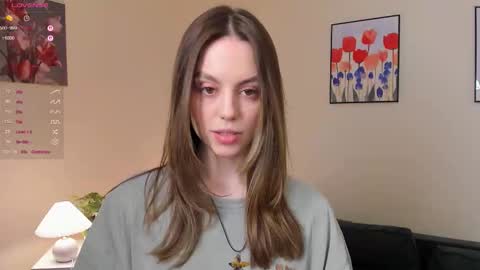 Snapshot of sweet_and_flirt chatting on 12-03-25, 07:05 Alice online show from 12-03-25, 07:05